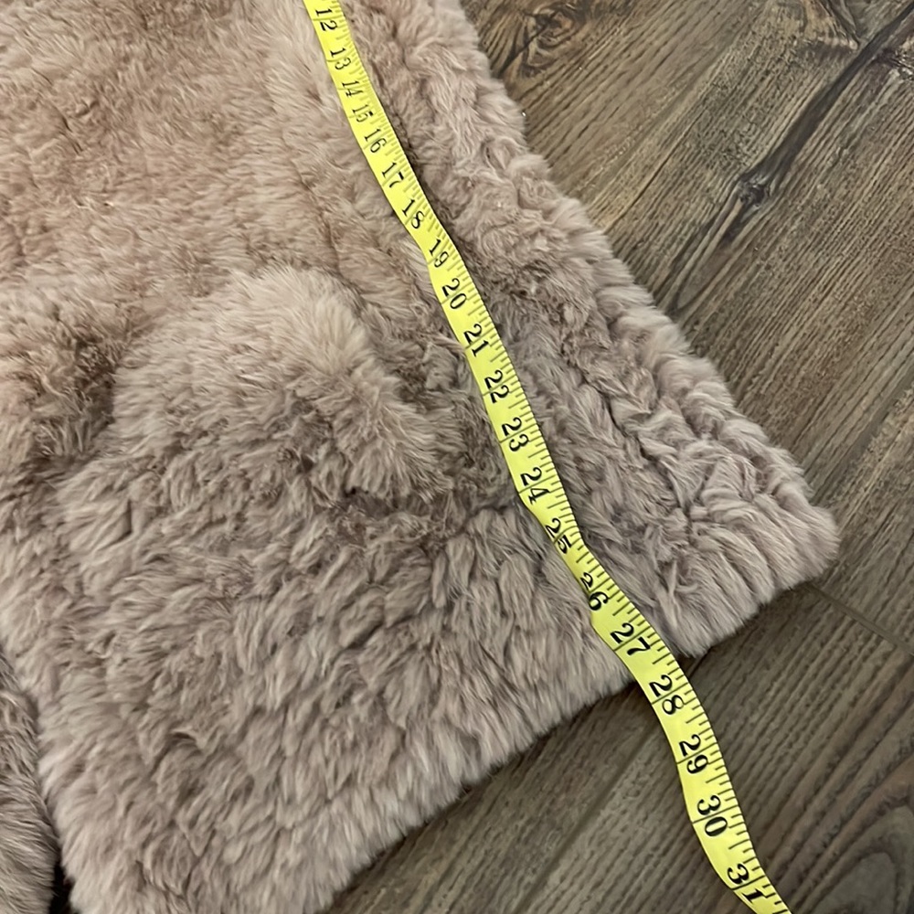 Faux fur Taupe Vest by Soft Surroundings Small - Picture 10 of 10